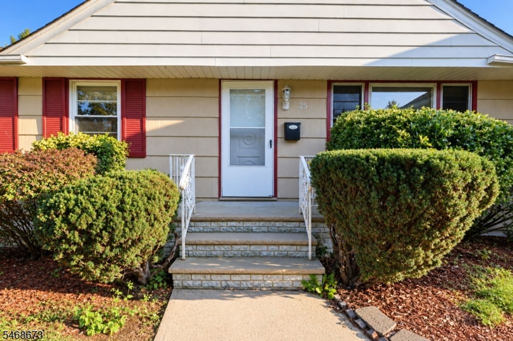 25 Valley View Rd, Hillside Twp., NJ 07205 — photo 2