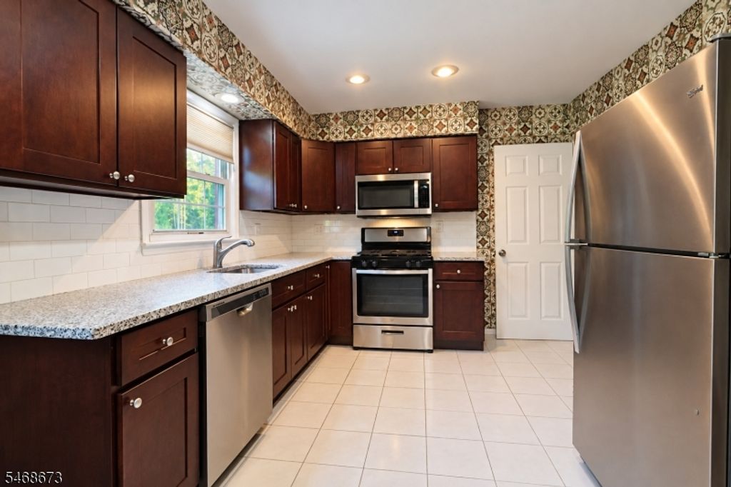 25 Valley View Rd, Hillside Twp., NJ 07205 — photo 3
