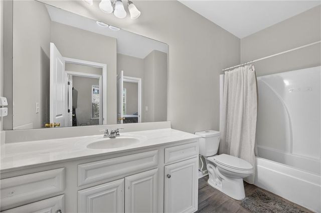 444 Lance View Lane, Lawrenceville, GA 30045