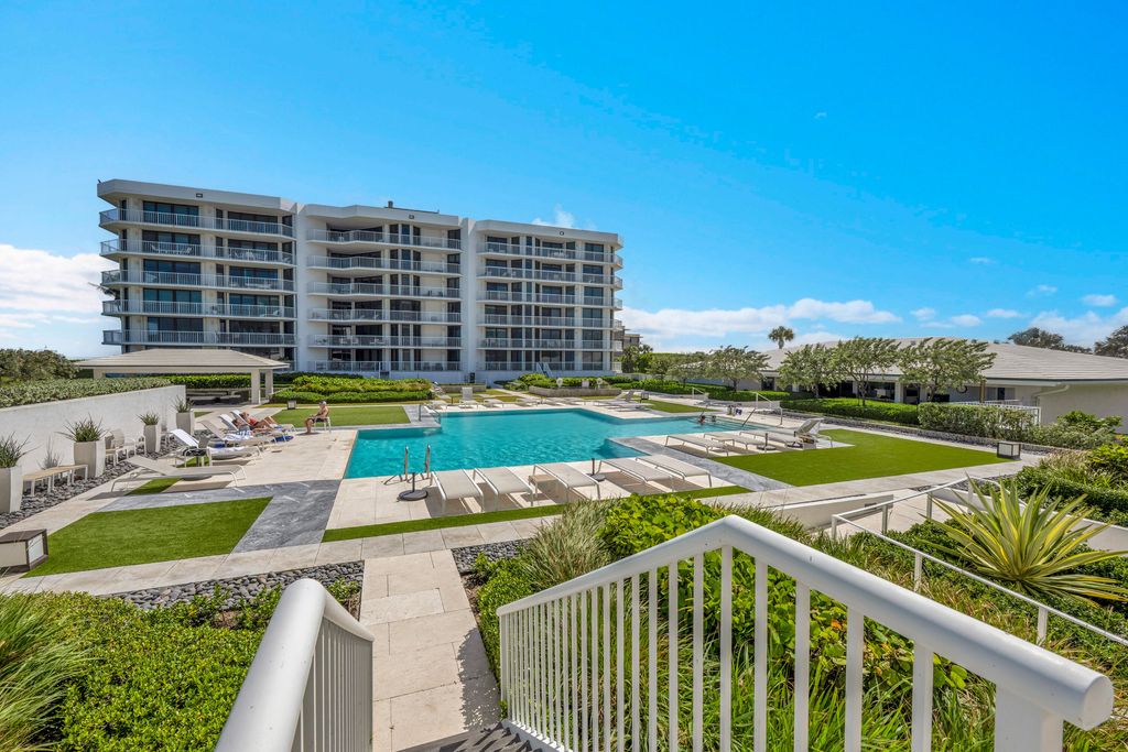3170 S Ocean Boulevard 201n, Palm Beach, FL 33480