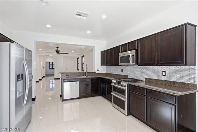 369 Hillhead Court, Las Vegas, NV 89148