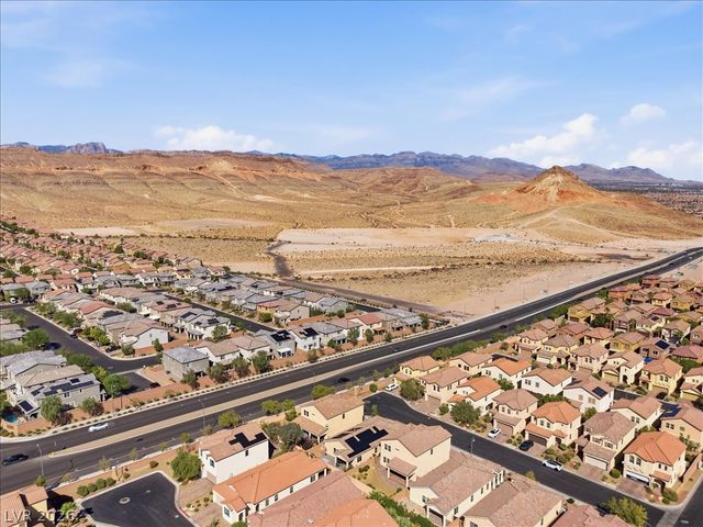 369 Hillhead Court, Las Vegas, NV 89148