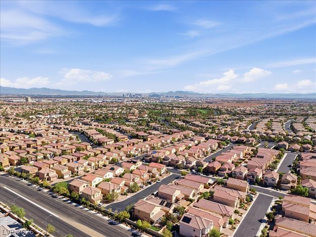 369 Hillhead Court, Las Vegas, NV 89148