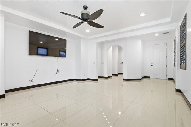 369 Hillhead Court, Las Vegas, NV 89148