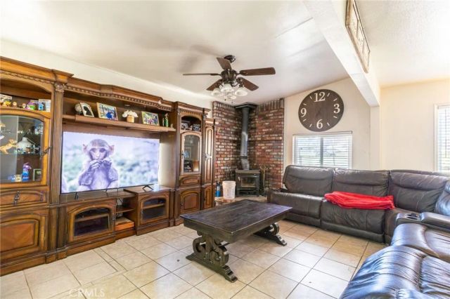 5668 Eaglestone, Phelan, CA 92371