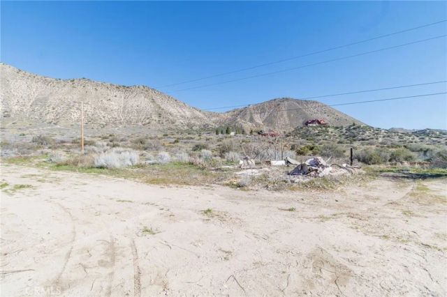 5668 Eaglestone, Phelan, CA 92371