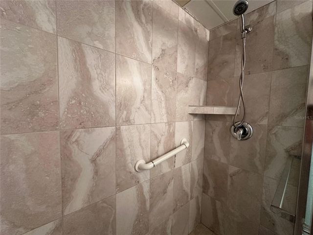 200 THE ESPLANADE N B10, Venice, FL 34285