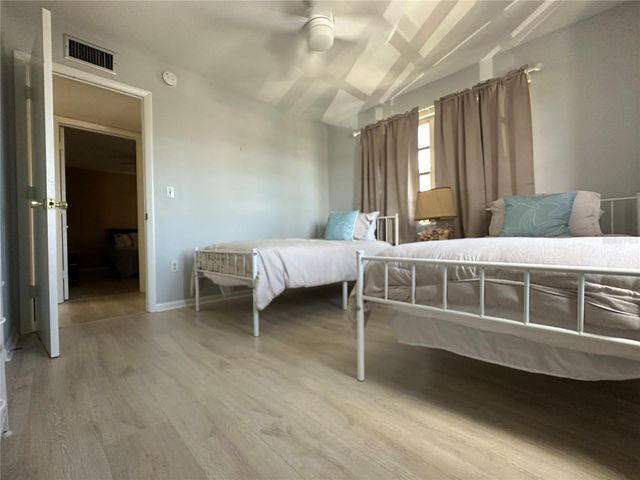 200 THE ESPLANADE N B10, Venice, FL 34285