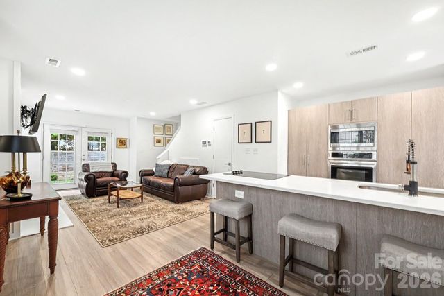 1511 Briar Creek Road A, Charlotte, NC 28205