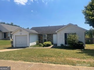 416 Autumn Lake Court, Mcdonough, GA 30253