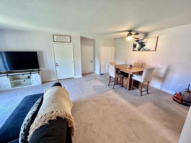 685 Oak Street 4-6, Brockton, MA 02301