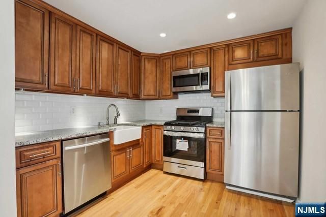 261 W Saddle River Road, Upper Saddle River, NJ 07458