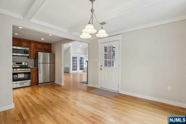 261 W Saddle River Road, Upper Saddle River, NJ 07458