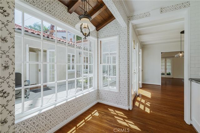 1243 Rossmoyne Avenue, Glendale, CA 91207
