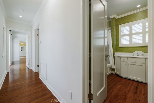 1243 Rossmoyne Avenue, Glendale, CA 91207