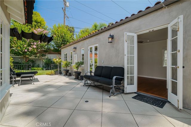 1243 Rossmoyne Avenue, Glendale, CA 91207