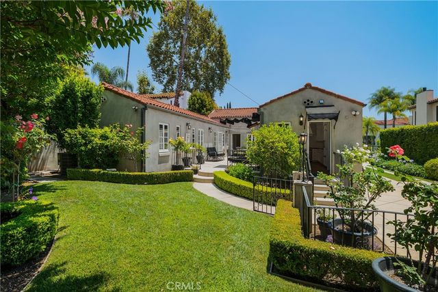 1243 Rossmoyne Avenue, Glendale, CA 91207