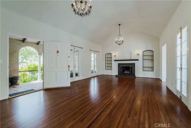 1243 Rossmoyne Avenue, Glendale, CA 91207