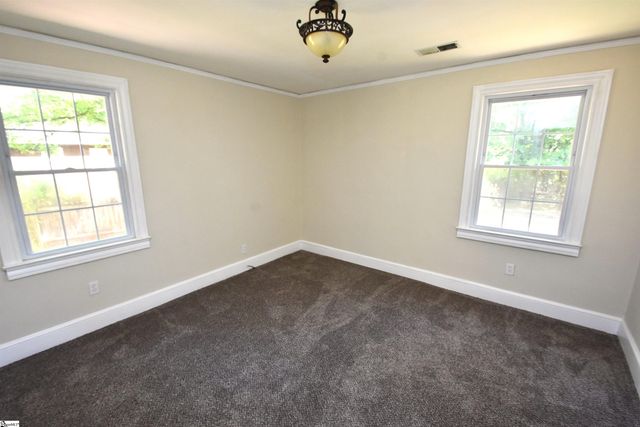 110 Welcome Avenue, Greenville, SC 29611
