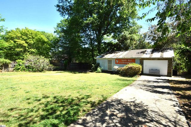 110 Welcome Avenue, Greenville, SC 29611