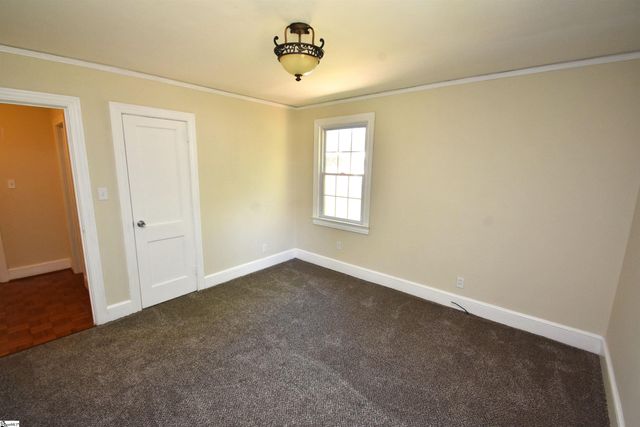 110 Welcome Avenue, Greenville, SC 29611