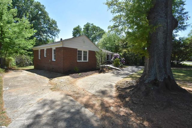 110 Welcome Avenue, Greenville, SC 29611
