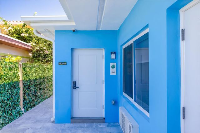 336 Palm St, Hollywood, FL 33019