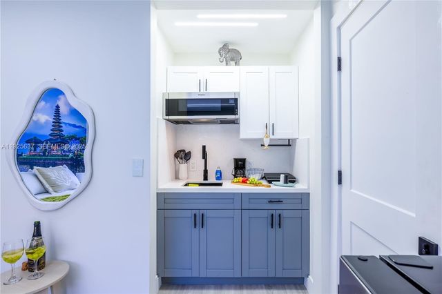 336 Palm St, Hollywood, FL 33019