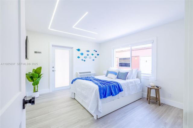 336 Palm St, Hollywood, FL 33019