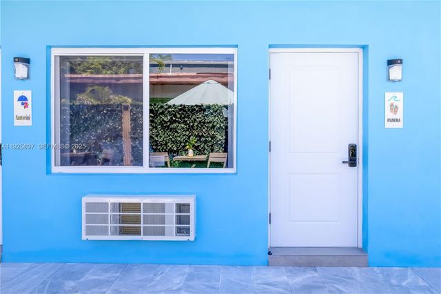 336 Palm St, Hollywood, FL 33019