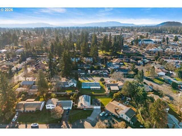 12600 Ne DAVIS St, Portland, OR 97230