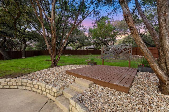 126 Copperleaf RD, Lakeway, TX 78734