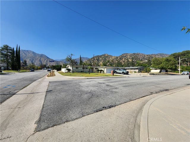 330 W Channing, Azusa, CA 91702