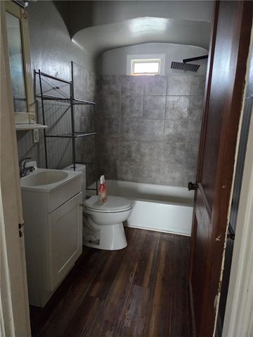 445 E Siebenthaler Avenue, Dayton, OH 45405