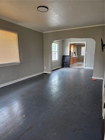 445 E Siebenthaler Avenue, Dayton, OH 45405