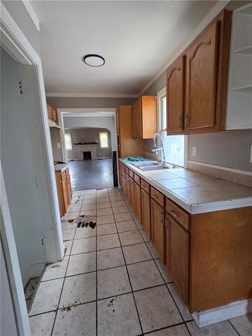 445 E Siebenthaler Avenue, Dayton, OH 45405