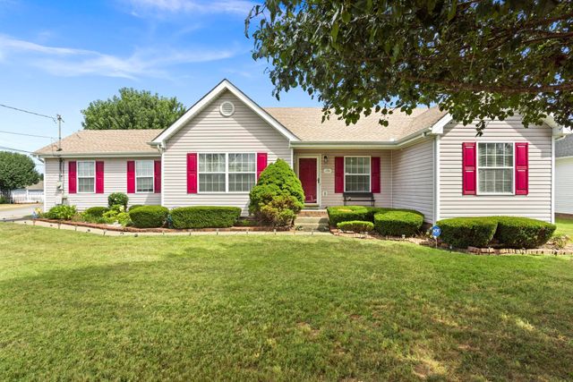 1701 Jamie Dr, Columbia, TN 38401