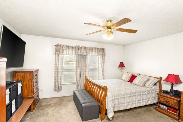 1701 Jamie Dr, Columbia, TN 38401
