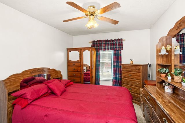 1701 Jamie Dr, Columbia, TN 38401