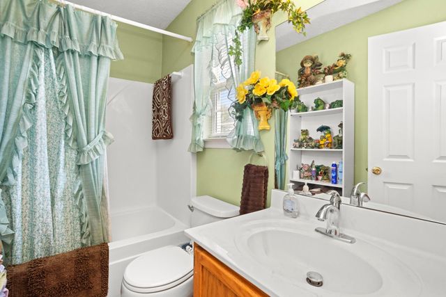 1701 Jamie Dr, Columbia, TN 38401