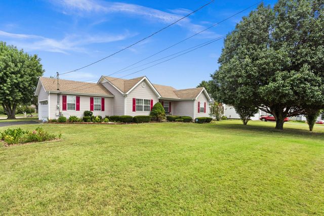 1701 Jamie Dr, Columbia, TN 38401