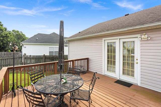 1701 Jamie Dr, Columbia, TN 38401
