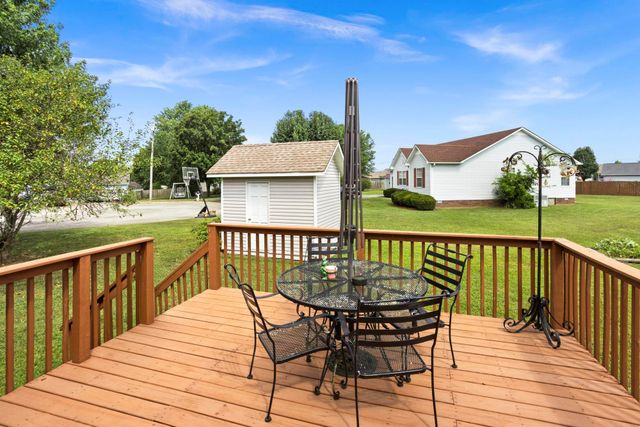 1701 Jamie Dr, Columbia, TN 38401