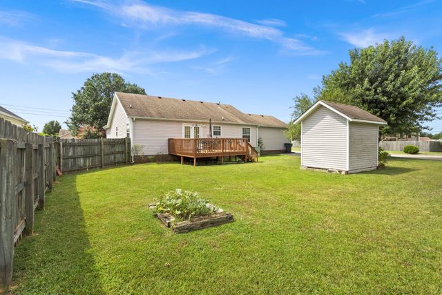 1701 Jamie Dr, Columbia, TN 38401