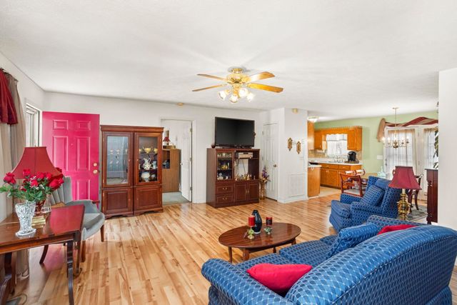 1701 Jamie Dr, Columbia, TN 38401