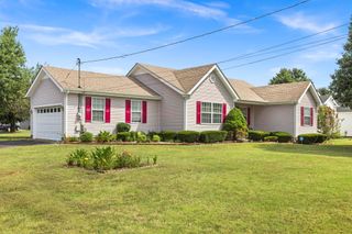 1701 Jamie Dr, Columbia, TN 38401