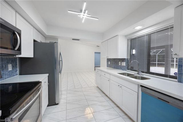 511 Washington AVE, Lehigh Acres, FL 33972