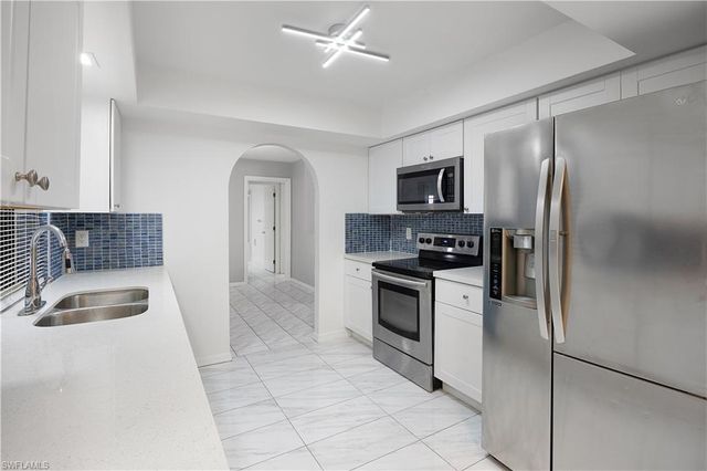 511 Washington AVE, Lehigh Acres, FL 33972