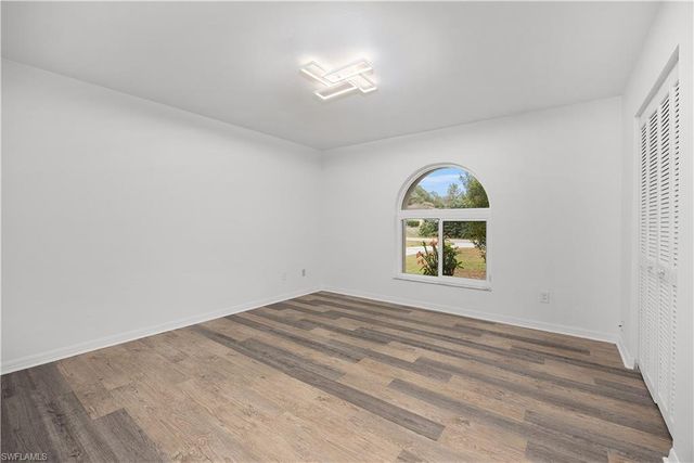 511 Washington AVE, Lehigh Acres, FL 33972