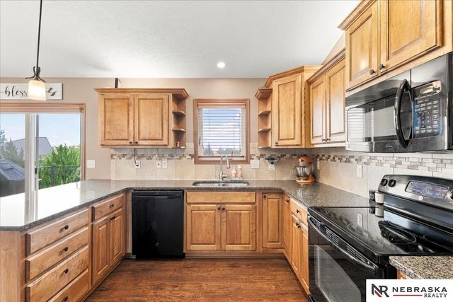 9629 Yellow Pine Road, Lincoln, NE 68505